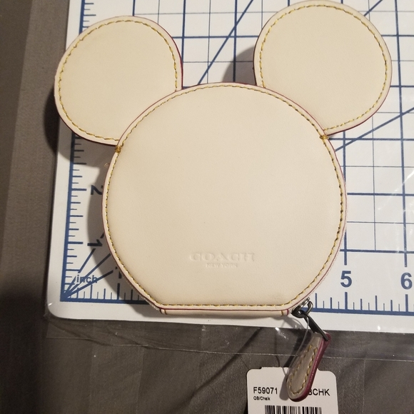 Coach "LE" Mickey Mouse Coin Case - Picture 1 of 14